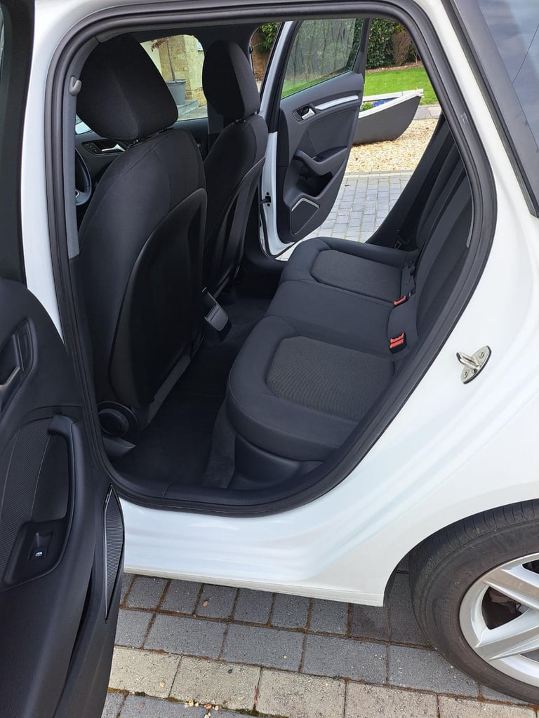 Audi A3 White Petrol Automatic 1498cc 35 TFSI SE Technik Sportback, 2020,1498 (cc), 5 doors