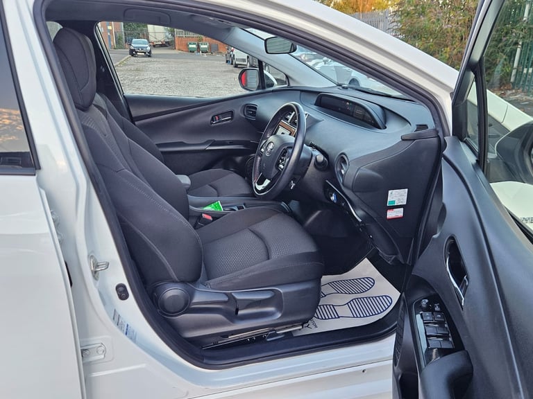 2020 Toyota Prius 1.8 Hybrid Automatic 5dr 5 Seats Hatchback Petrol/Electric Hybrid Automatic