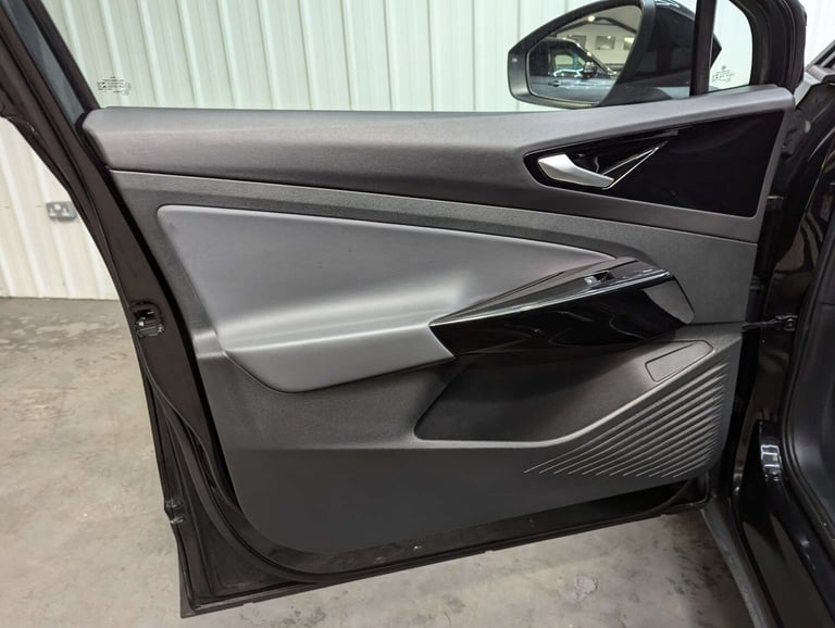 2021 Volkswagen ID.4 ID4 Life 5dr SUV Electric Automatic