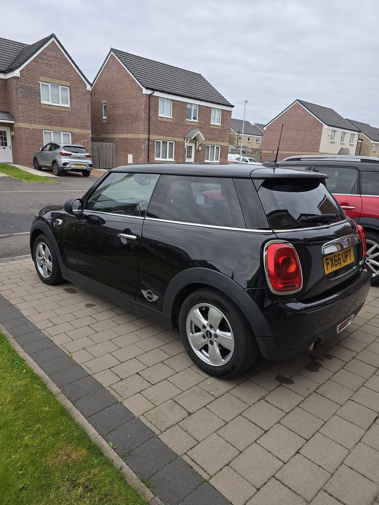 Mini, HATCHBACK, Cooper Diesel, 2016, Manual, 1496 (cc), 3 doors