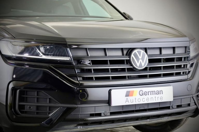 2023 Volkswagen Touareg 3.0 TDI V6 R-Line Tech SUV 5dr Diesel Tiptronic 4Motion Euro 6 (s/s) (231...