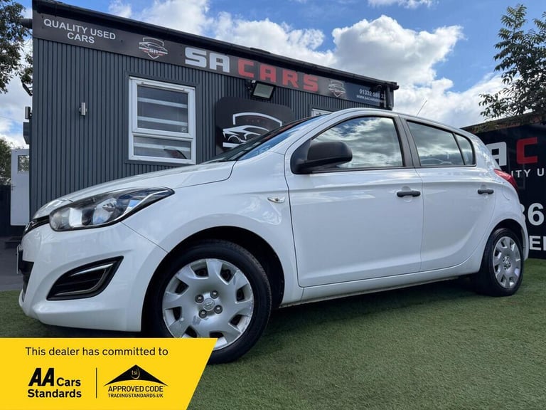 image for 2014 Hyundai i20 1.2 Classic Hatchback 5dr Petrol Manual Euro 5 (85 bhp) HATCHBACK Petrol Manual
