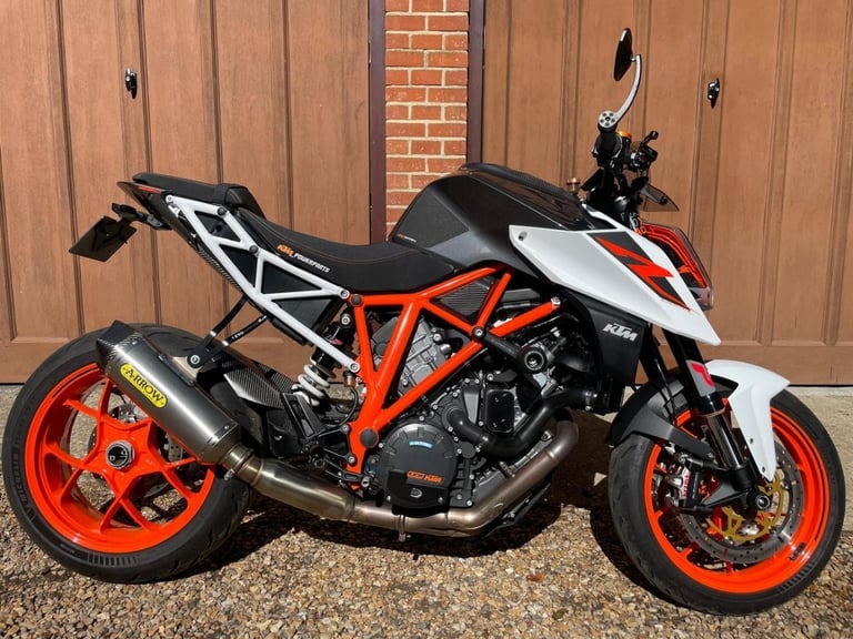 image for 2018 KTM 1290 SUPER DUKE R ABS