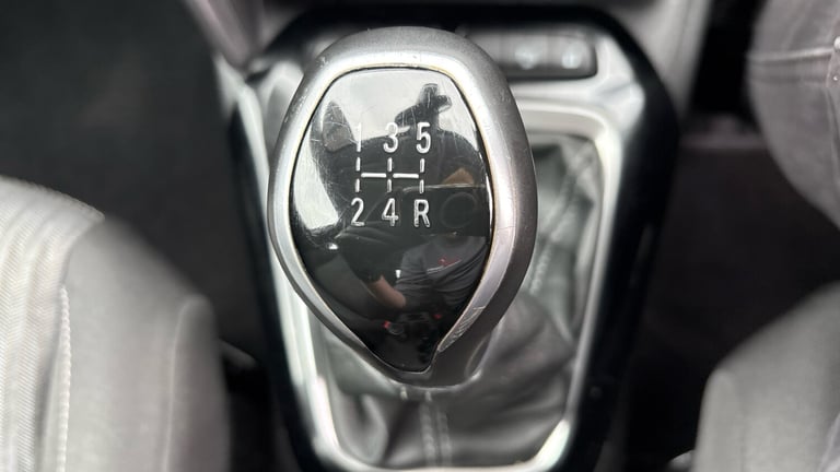 2020 Vauxhall Corsa 1.2 SE Premium 5dr HATCHBACK PETROL Manual