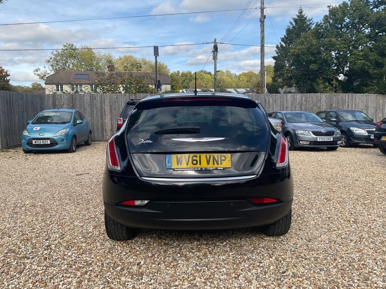 2011 Chrysler Delta 1.6 M-Jet SR 5dr HATCHBACK DIESEL Manual
