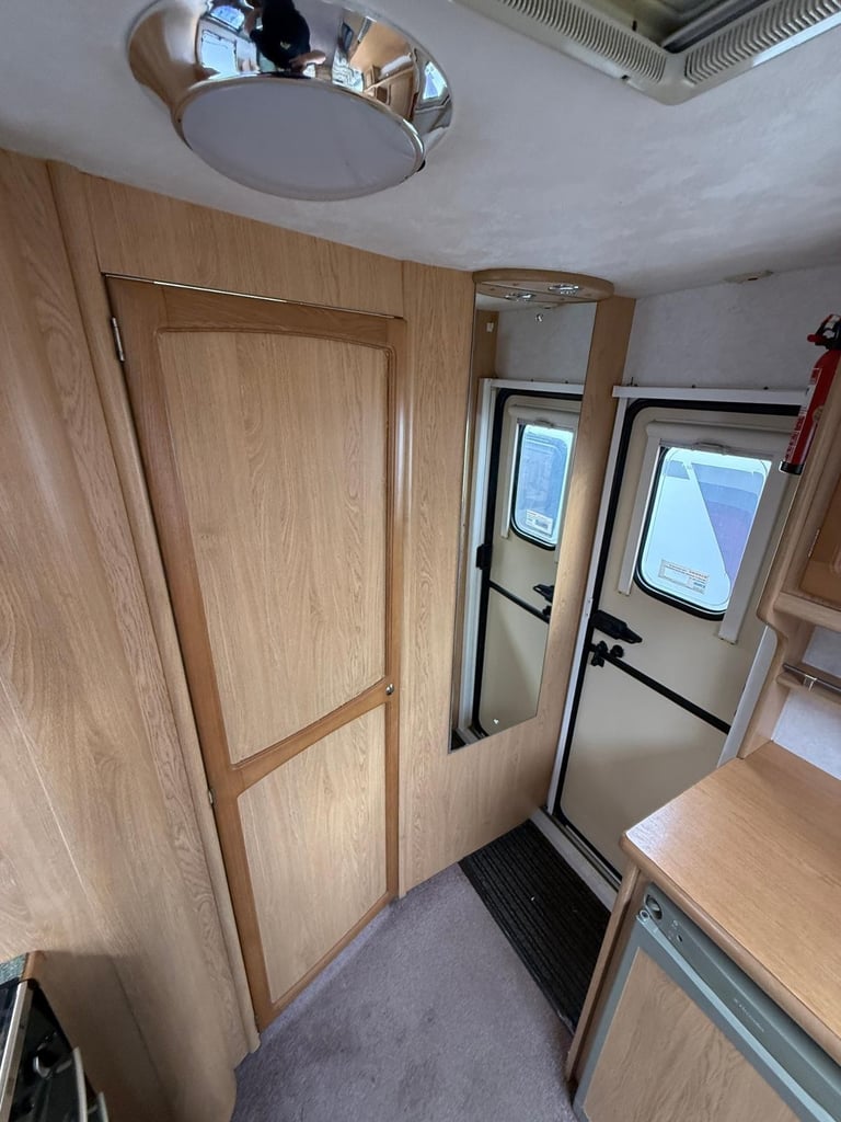Elddis Odyssey 482 Full Rear Bathroom