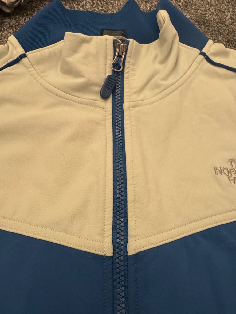 Men’s XL the north face zipper 
