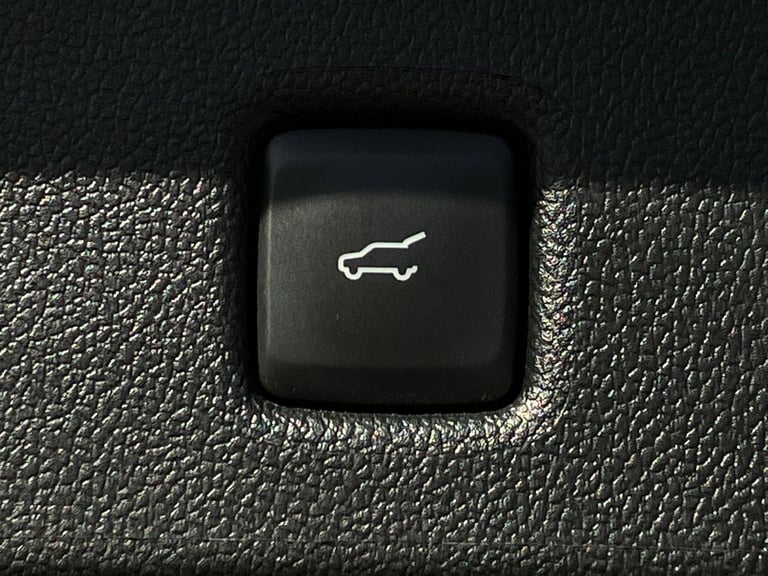 2024 Ford Kuga 2.5 FHEV ST-Line X 5dr 4WD CVT Hatchback PETROL/ELECTRIC Automatic