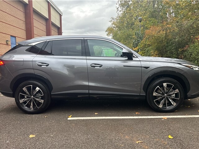 2025 MG MG HS 1.5 T-GDI Hybrid+ Trophy 5dr Auto Hatchback Hybrid Automatic