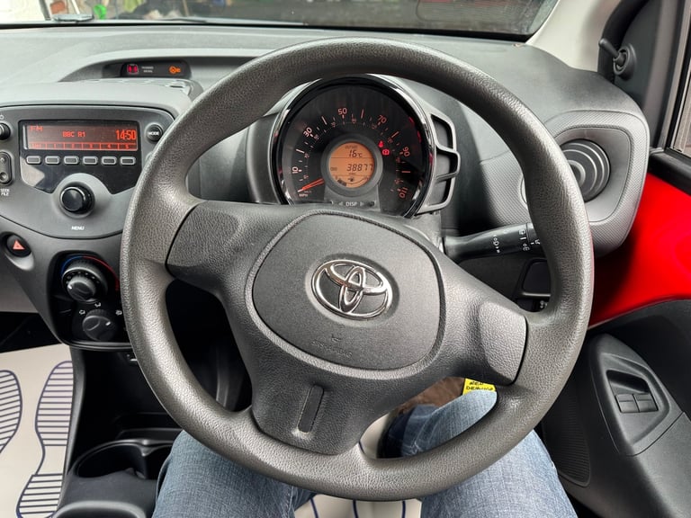 2016 Toyota AYGO 1.0 VVT-i X 5dr ULEZ  £20 Road Tax HATCHBACK Petrol Manual
