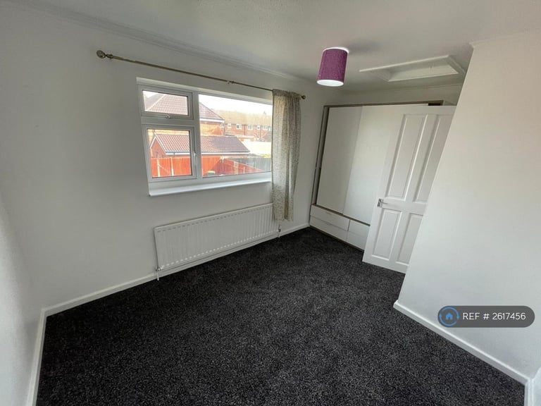 3 bedroom house in Keenan Drive, Bedworth, CV12 (3 bed) (#2617456)