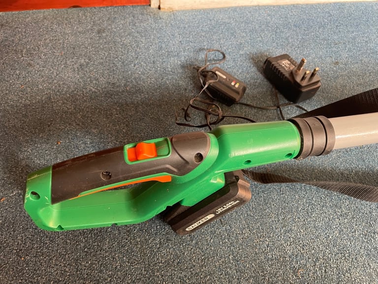 Hedge trimmers Delivery Available 