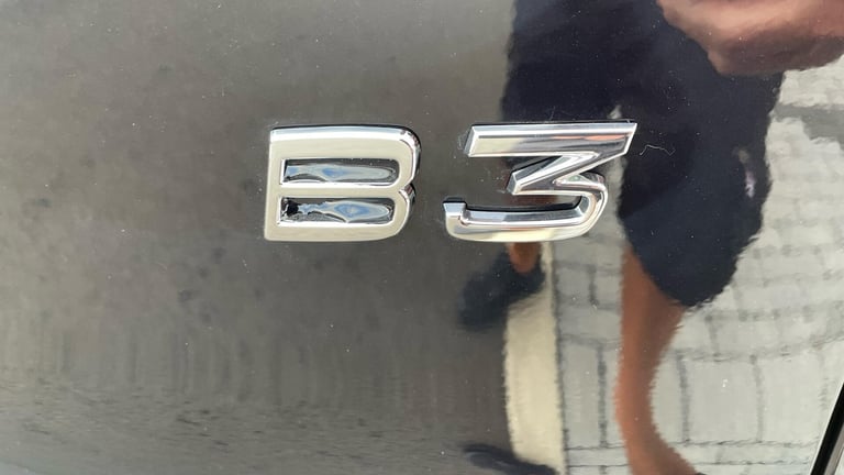 2024 Volvo XC40 Ultra B3 Mild hybrid ESTATE Petrol/Electric Hybrid Automatic