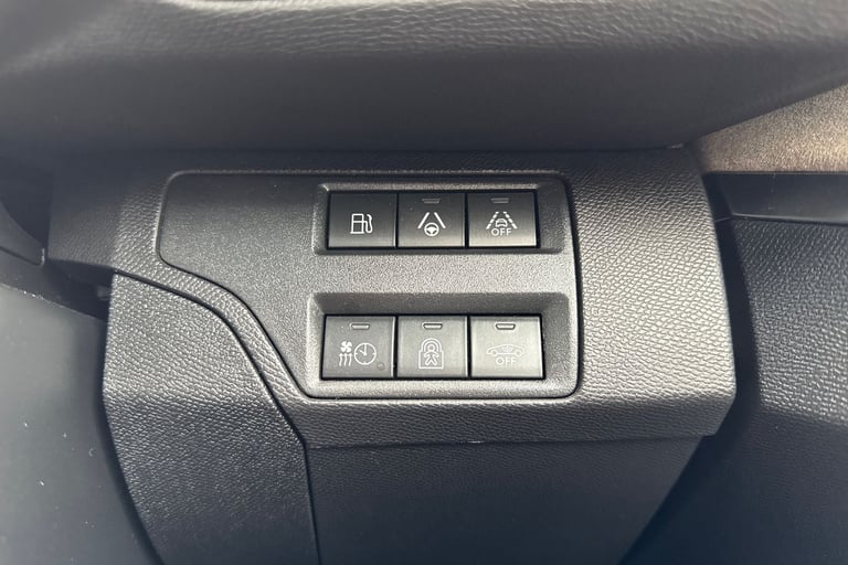 2022 Peugeot 3008 1.6 13.2kWh GT Premium e-EAT Euro 6 (s/s) 5dr SUV PETROL/ELECTRIC Automatic