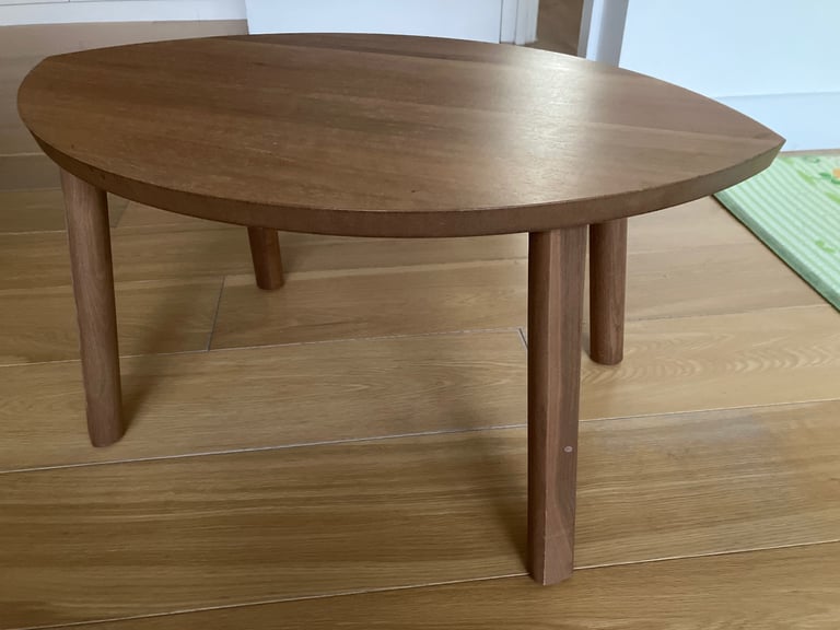 image for Leaf shaped coffee table