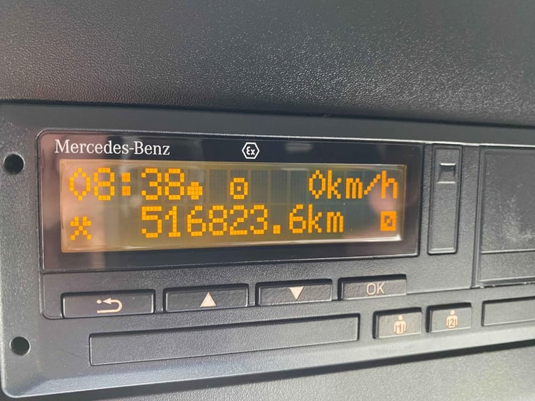 MERCEDES AROCS 1824 *EURO 6* 18 TONNE DOUBLE DECK CURTAINSIDER 2019 – FJ19 NFE