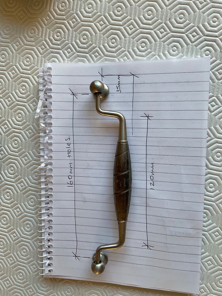 Howdens kitchen cupboard handles