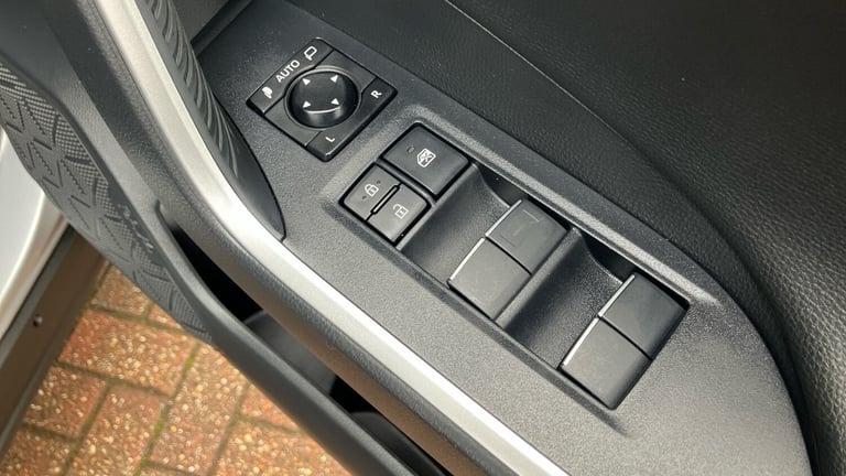 2020 Toyota RAV4 2.5 VVT-i Hybrid Design 5dr CVT 2WD Hybrid Estate Estate Hybrid Automatic