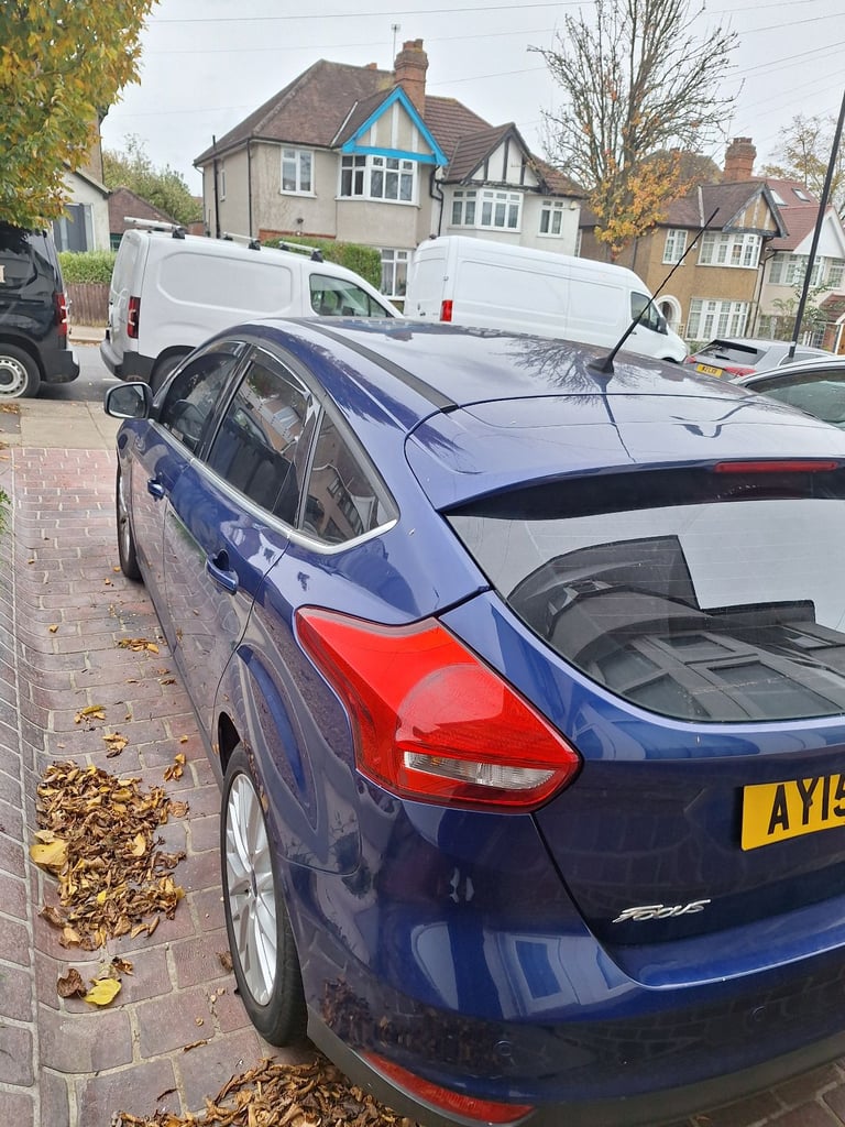 Ford, FOCUS, Hatchback, 2015, Manual, 999 (cc), 5 doors