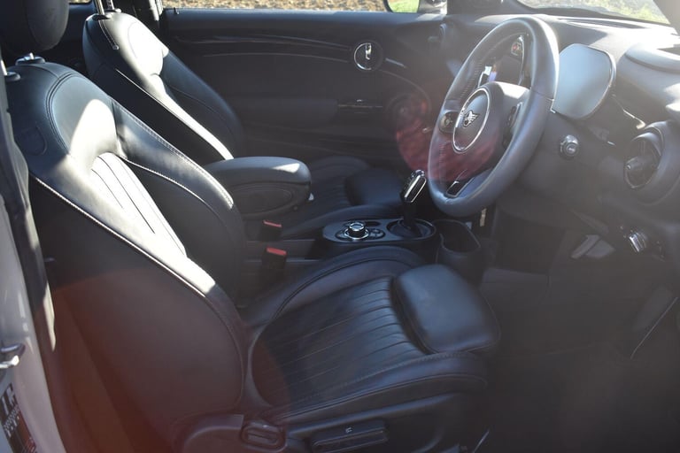 2022 MINI Hatch 135kW Cooper S Level 3 33kWh 3dr Auto HATCHBACK ELECTRIC Automatic