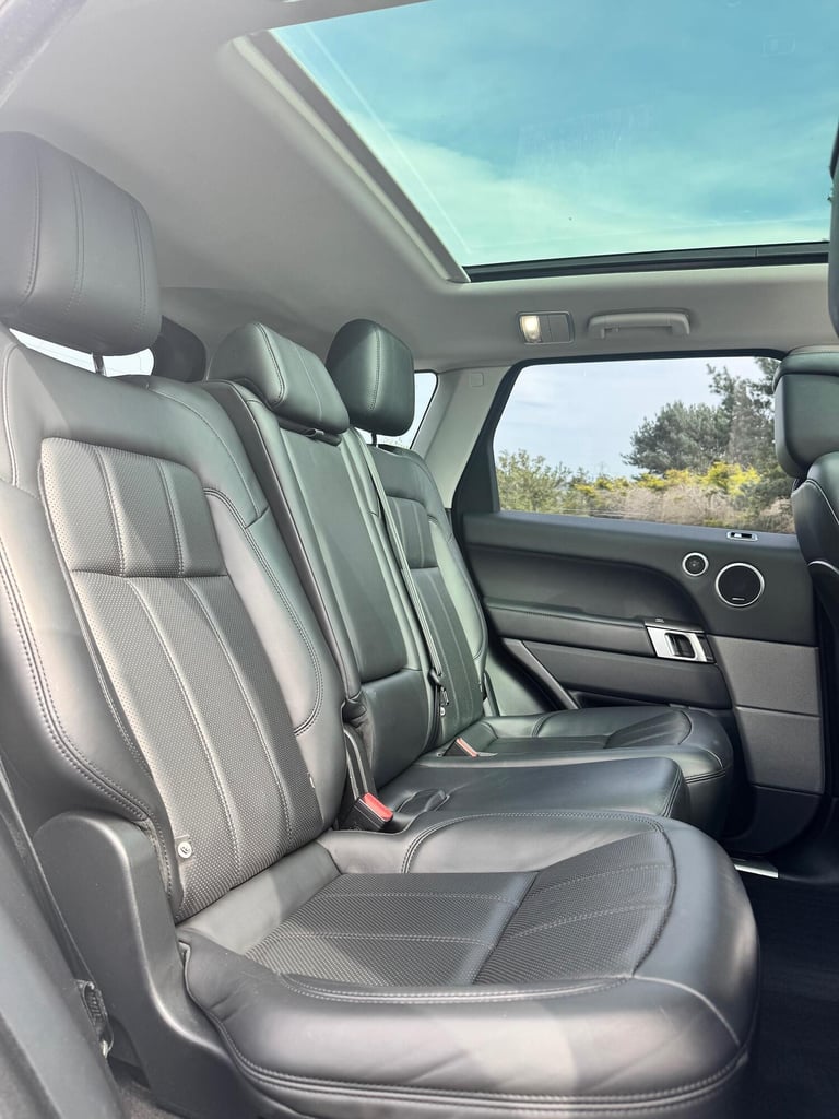 LAND ROVER RANGE ROVER SPORT 3.0 SD V6 HSE 2018