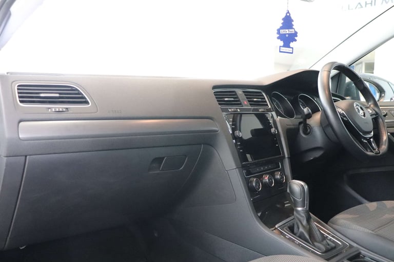 2019 Volkswagen Golf 1.6 Golf Match TDI Semi-Auto 5dr Estate Diesel Automatic