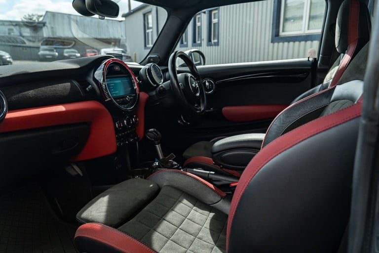 2016 MINI Hatch 2.0 John Cooper Works 3dr Auto HATCHBACK PETROL Automatic
