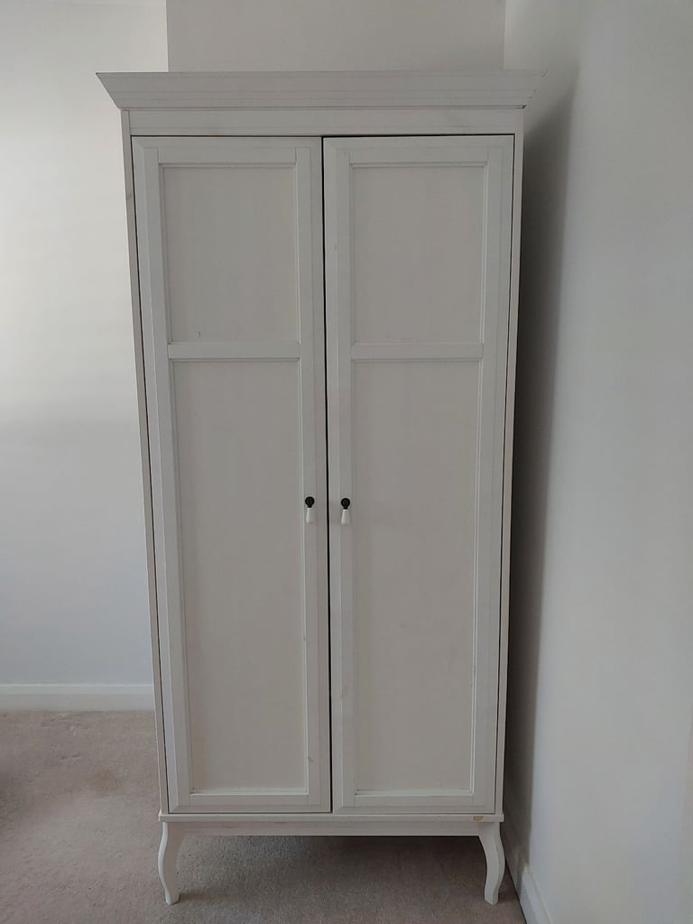 ikea double wardrobe with shelf inside 