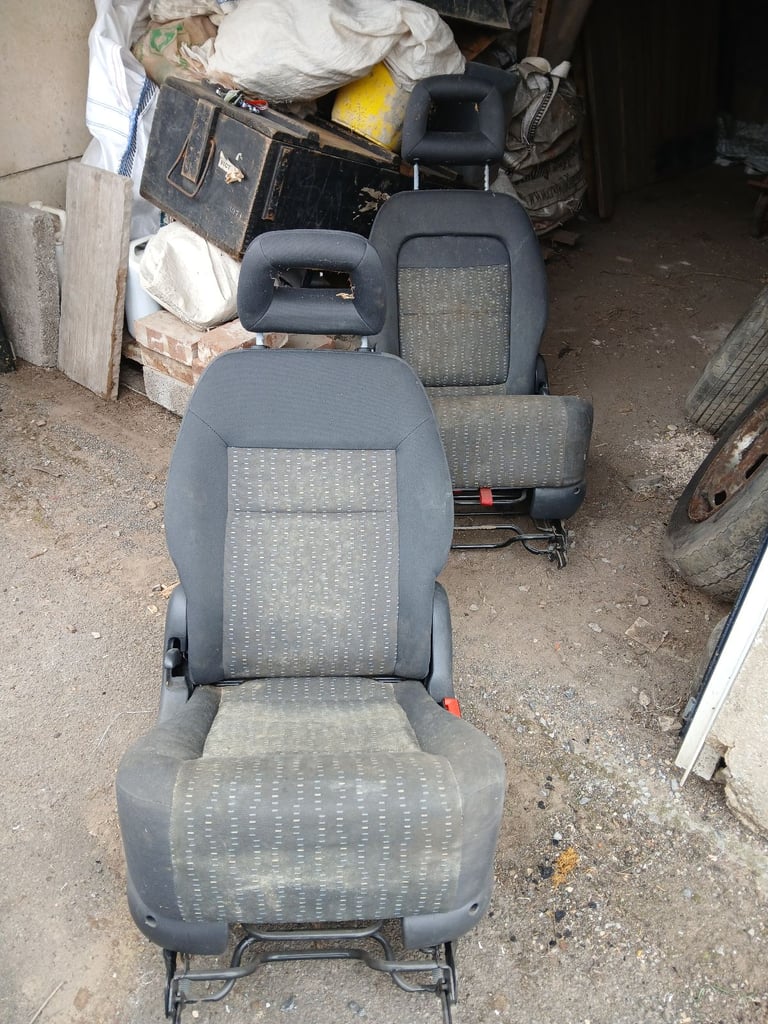 Seat Alhambra seats