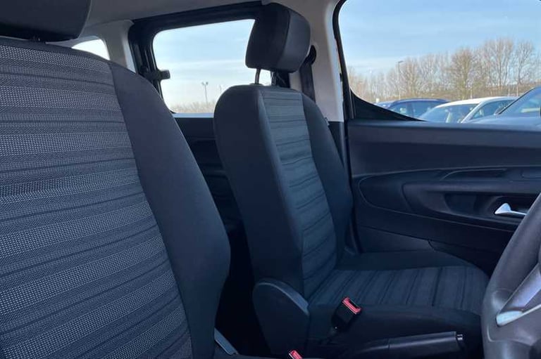 2022 Vauxhall Combo Life 1.5 Turbo D Edition 5dr MPV DIESEL Manual