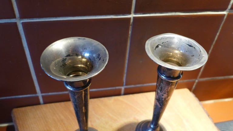 Matching Pair of JAMES AND WILLIAM DEAKIN SILVER POSY SPECIMEN FLOWER BUD TRUMPET VASES