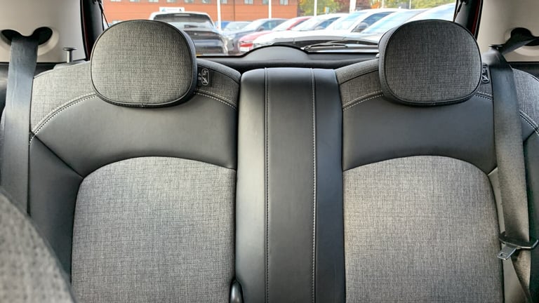 2018 MINI Hatch 1.5 Cooper Hatchback 3dr Petrol Steptronic Euro 6 (s/s) (136 ps) Hatchback Petrol...