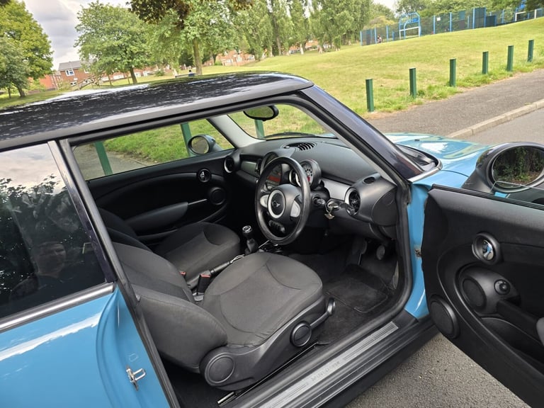 2009 MINI Hatch 1.6 Cooper 3dr HATCHBACK Petrol Manual