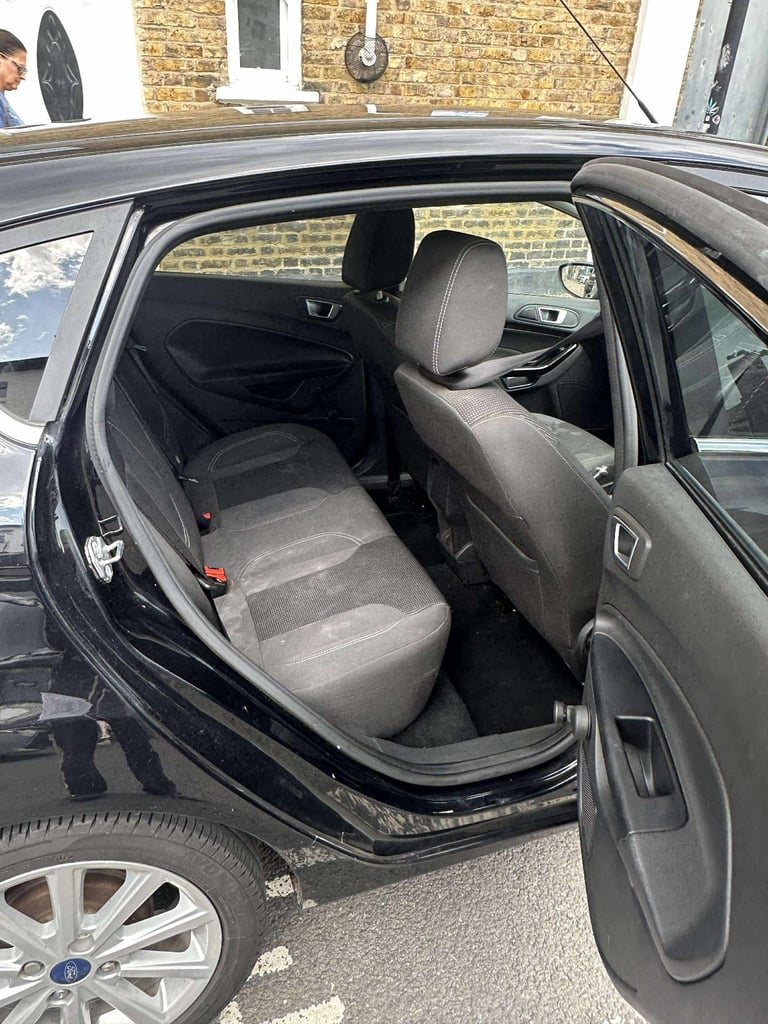 Ford, FIESTA, Hatchback, 2017, Manual, 998 (cc), 5 doors