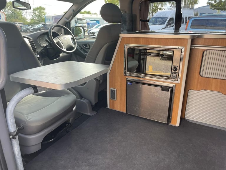 Wellhouse Hyundai i800