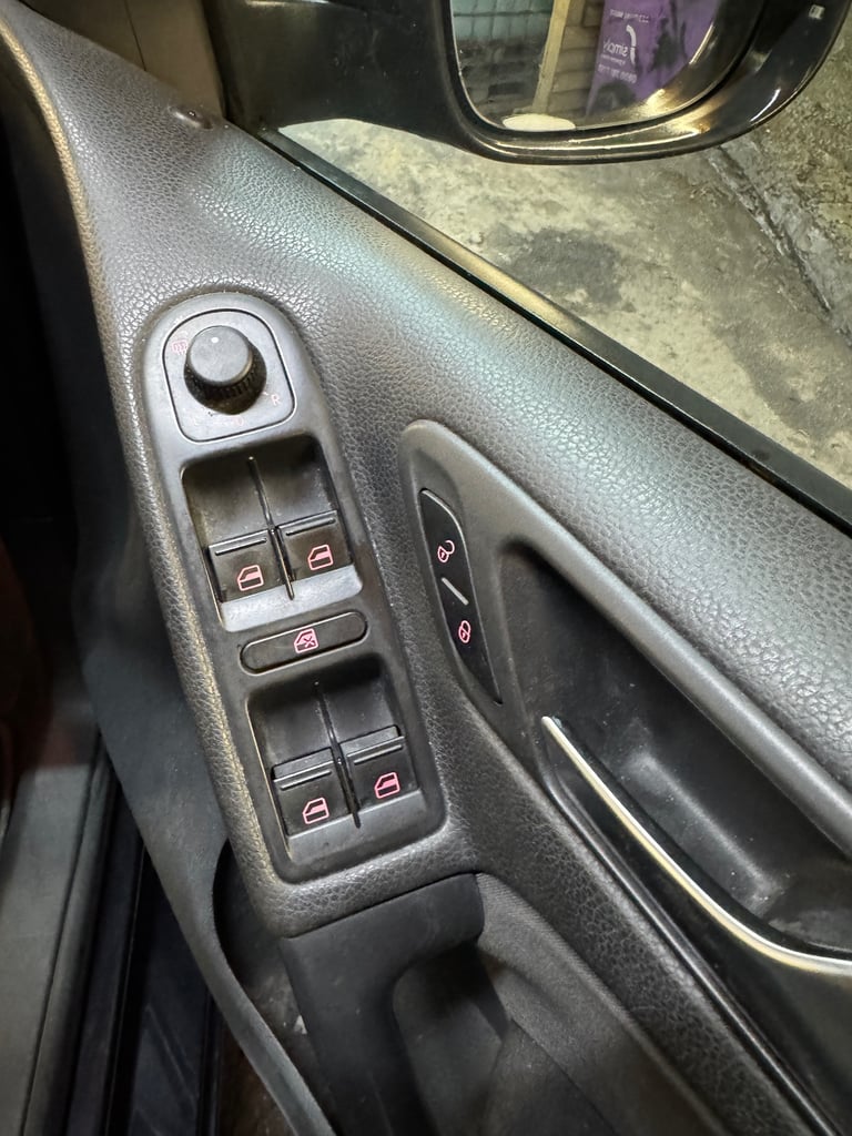 Volkswagen, GOLF, Hatchback, 2012, Manual, 1390 (cc), 5 doors