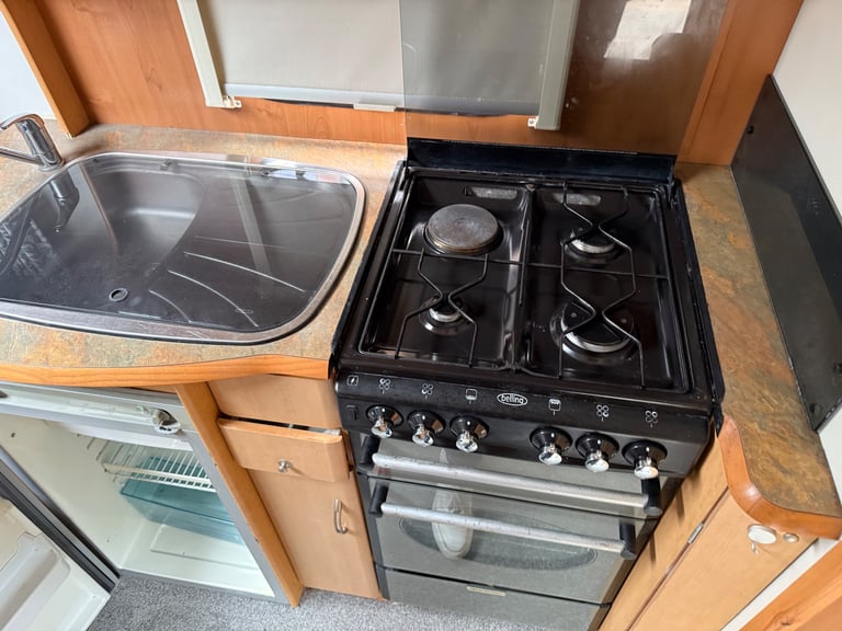 Abbey freestyle 2 berth 2004