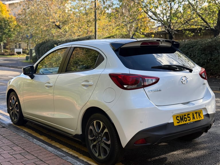 Mazda, 2, Hatchback, 2015, Manual, 1496 (cc), 5 doors