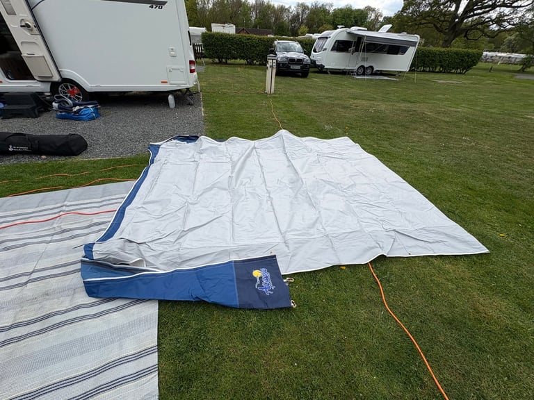 Apache Westminster 900 Awning