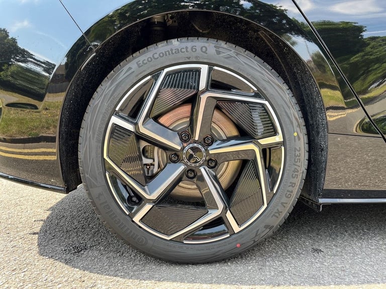 Byd Seal 82.5kwh Excellence Saloon 4dr Electric Auto Awd 530 Ps Electric