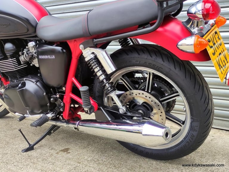 2013 Triumph Bonneville 865 SE
