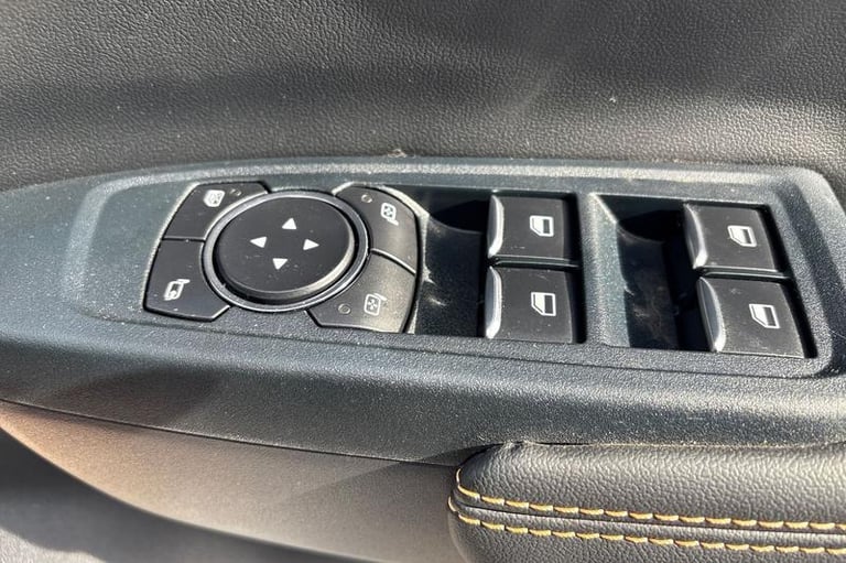 2025 Ford Ranger Wildtrak AUTO 2.0 EcoBlue 205ps 4x4 Double Cab Pick Up, FRONT &amp; REAR PARKIN ...