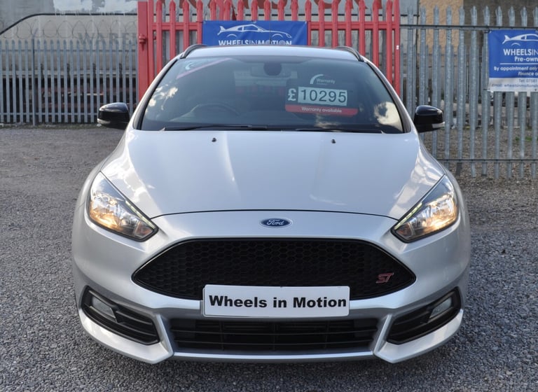 2015 Ford Focus 2.0T EcoBoost ST-2 5dr ESTATE Petrol Manual
