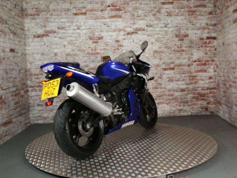 YAMAHA R6 - 2003 Petrol Manual in Blue