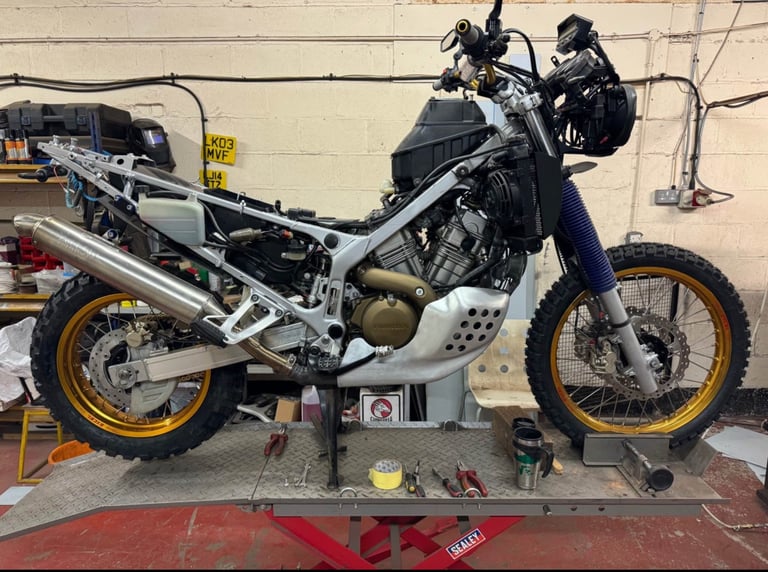 Honda, AFRICA TWIN, 2003, 742 (cc)