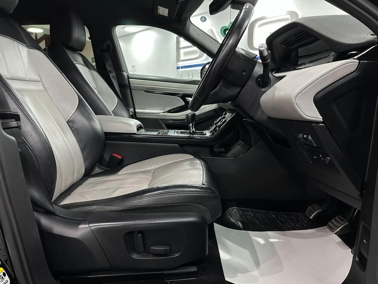 2020 Land Rover Range Rover Evoque 2.0 D150 R-Dynamic S FWD Euro 6 (s/s) 5dr ESTATE Diesel Manual