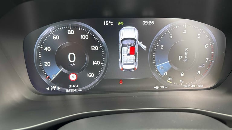  Volvo XC40 2.0 B4P Inscription 5dr AWD Auto Estate Petrol Automatic