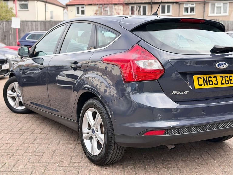 2013 Ford Focus 1.6 TDCi Zetec Hatchback 5dr Diesel Manual Euro 5 (s/s) (115 ps) Hatchback Diesel...