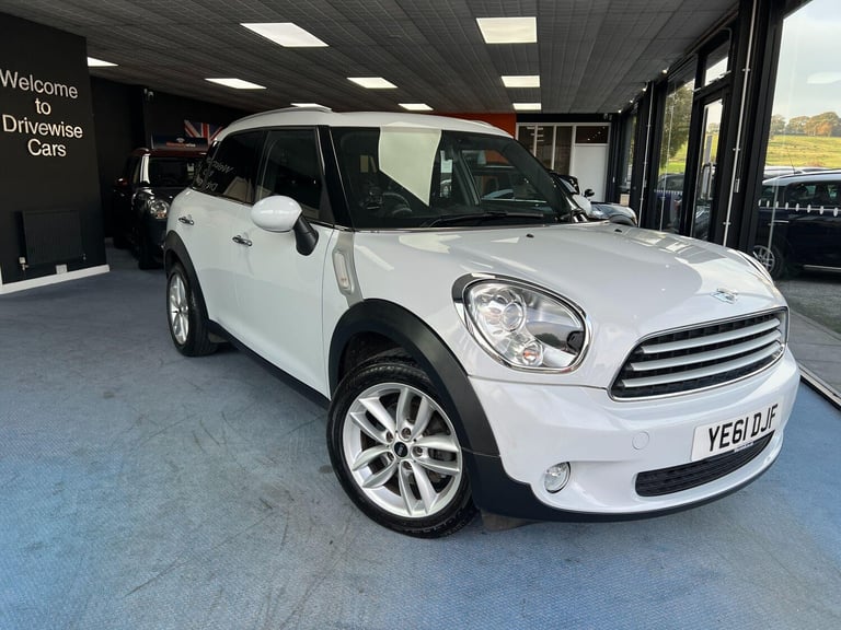 2011 MINI Countryman 1.6 Cooper Euro 5 (s/s) 5dr HATCHBACK Petrol Manual