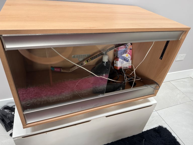 Vivexotics vivarium